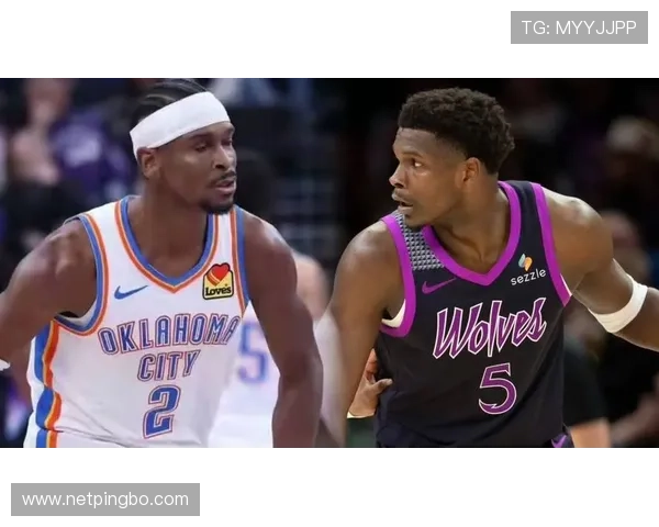 爱德华兹由单打转突篮下，比上季终结效率显著提升